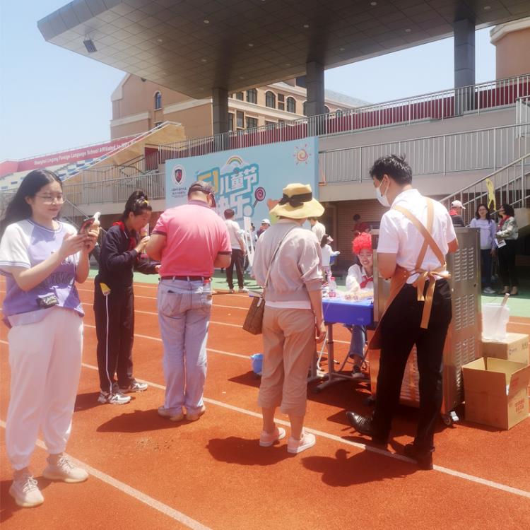 冰淇淋机租赁冰激凌机出租展会庆典活动暖场DIY冰淇淋夏日