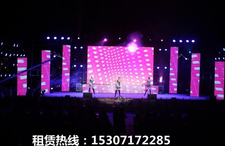 武漢LED大屏幕出租演出舞臺LED顯示屏租賃P3P2高清屏幕