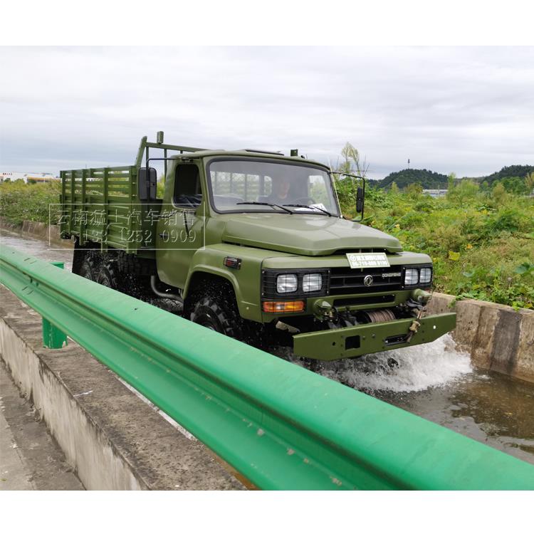 东风六驱尖头越野卡车 EQ2082越野运兵车