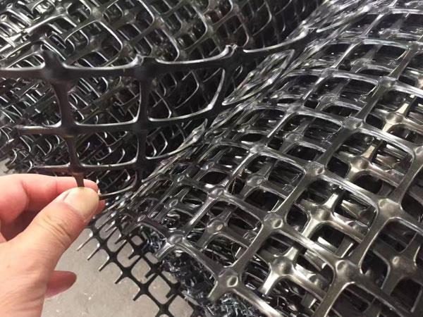 重慶雙向鋼塑土工格柵廠家