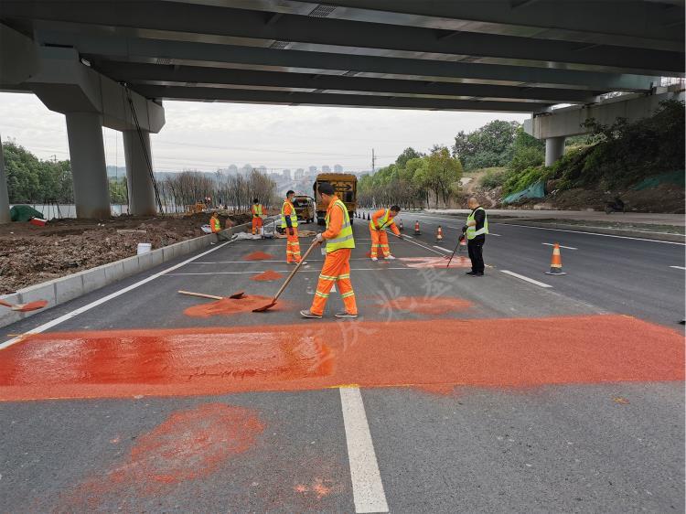 重庆防滑道路施工公司 陶瓷颗粒生产批发公司