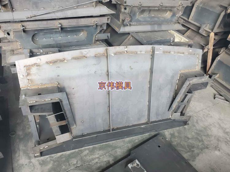 保華鎮(zhèn)水利建設(shè)景觀擋土墻模具階梯式生態(tài)框模具廠家