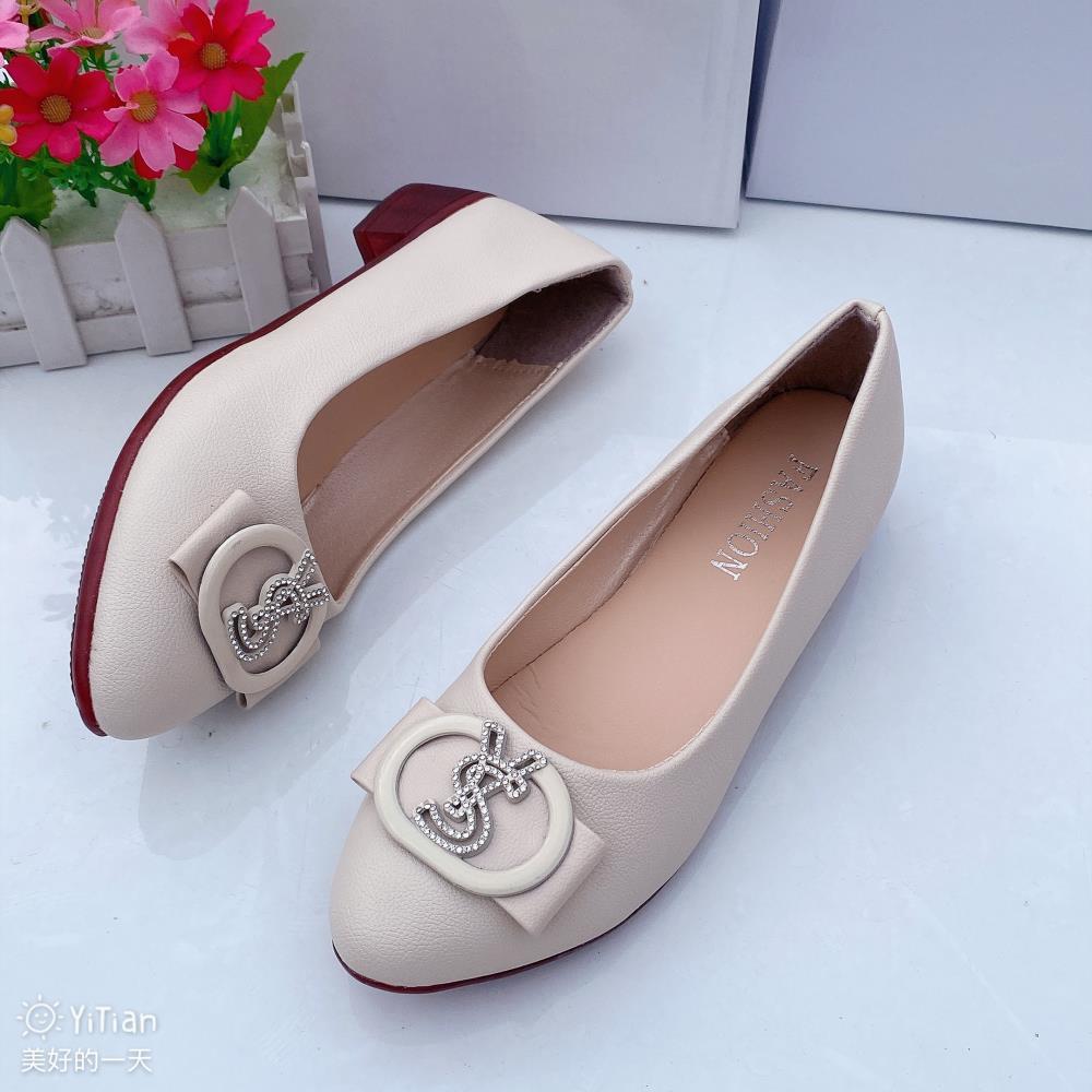 沙灘鞋男款兩用休閑鞋斷碼庫存鞋供應一手貨源5-20元