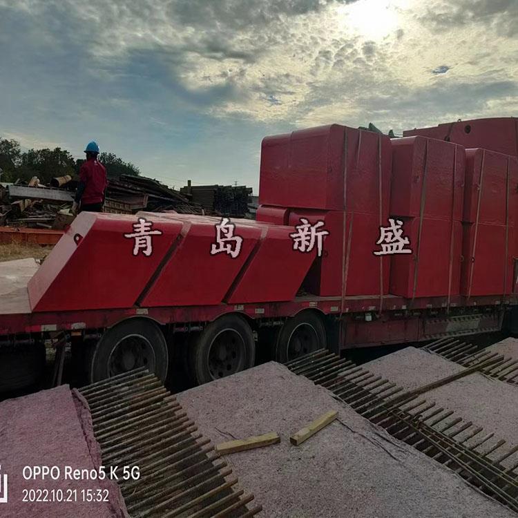 青島新盛生產掛壁式柔性復合材料橋墩防撞設施