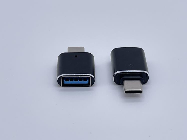 USB3.0 TO TYPE-C 有灯铝壳 数据手机电脑转接