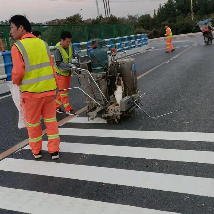 重慶渝北江津振蕩標(biāo)線道路劃線涂料漆生產(chǎn)廠家