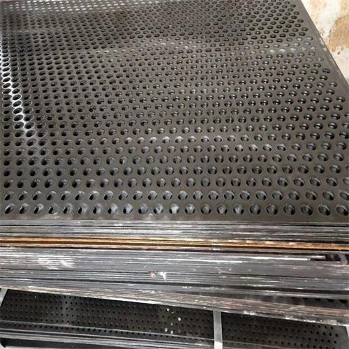 河北鍍鋅錳板沖孔廠家供應(yīng)上海碳鋼沖孔板重慶機(jī)器防護(hù)罩用沖孔板