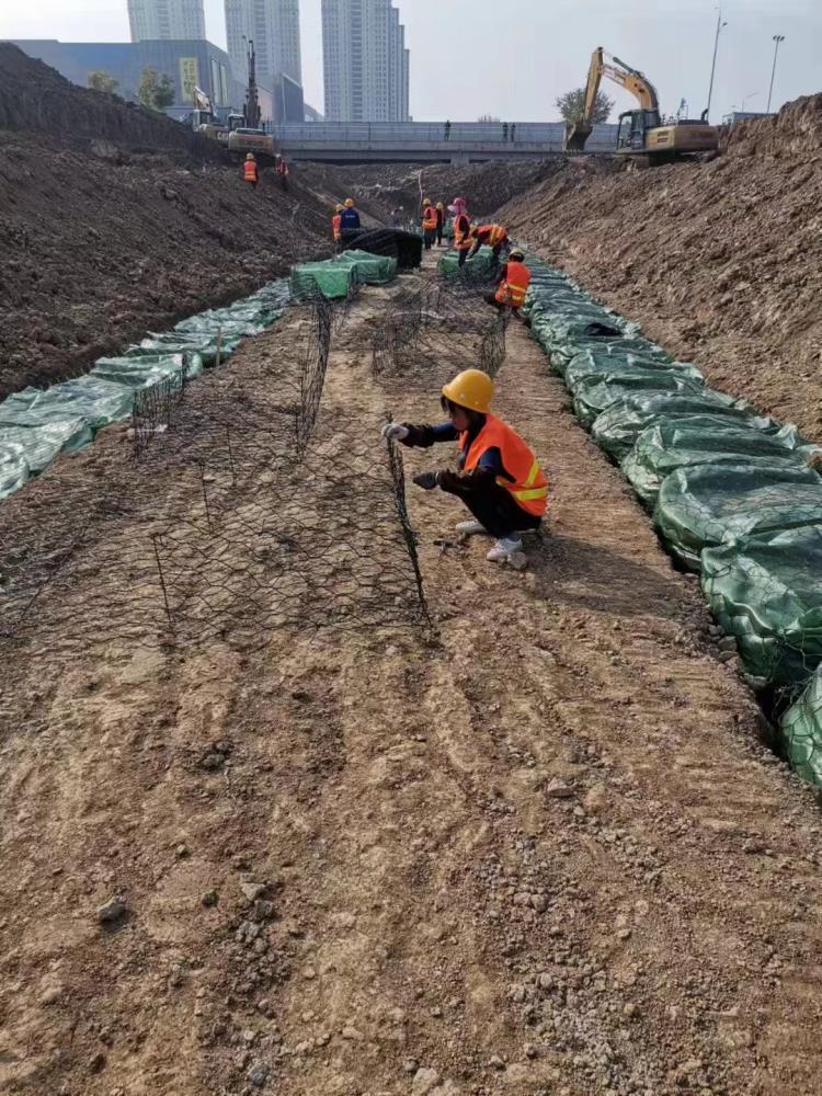 东北铅丝石笼厂   吉林铅丝石笼高标准生产厂家